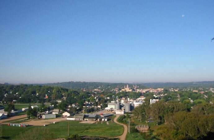 Decorah IA